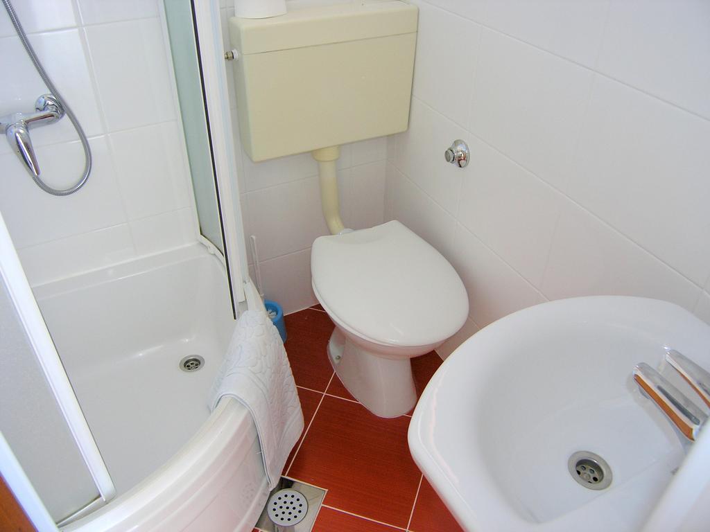 Apartments Murgic Krk Town Luaran gambar