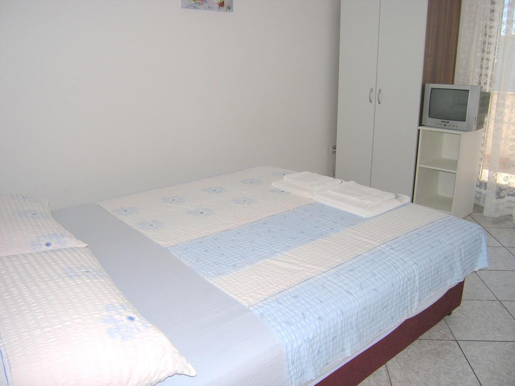 Apartments Murgic Krk Town Luaran gambar
