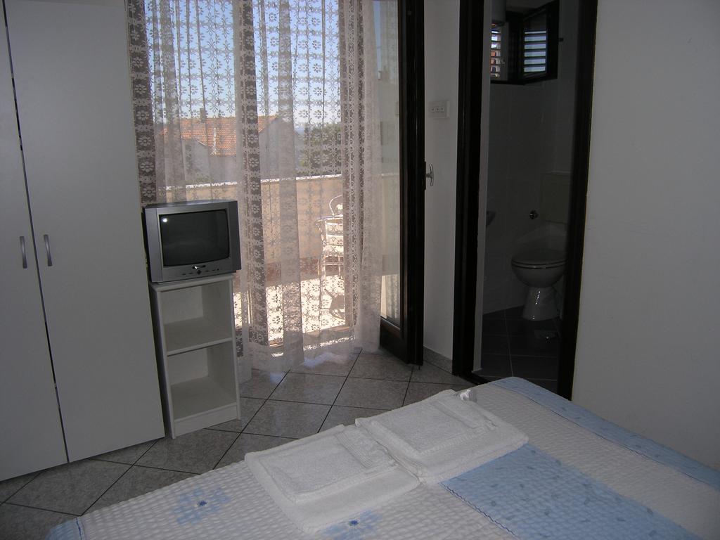 Apartments Murgic Krk Town Luaran gambar