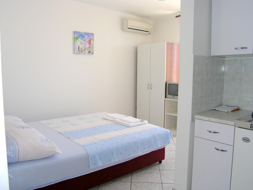 Apartments Murgic Krk Town Luaran gambar