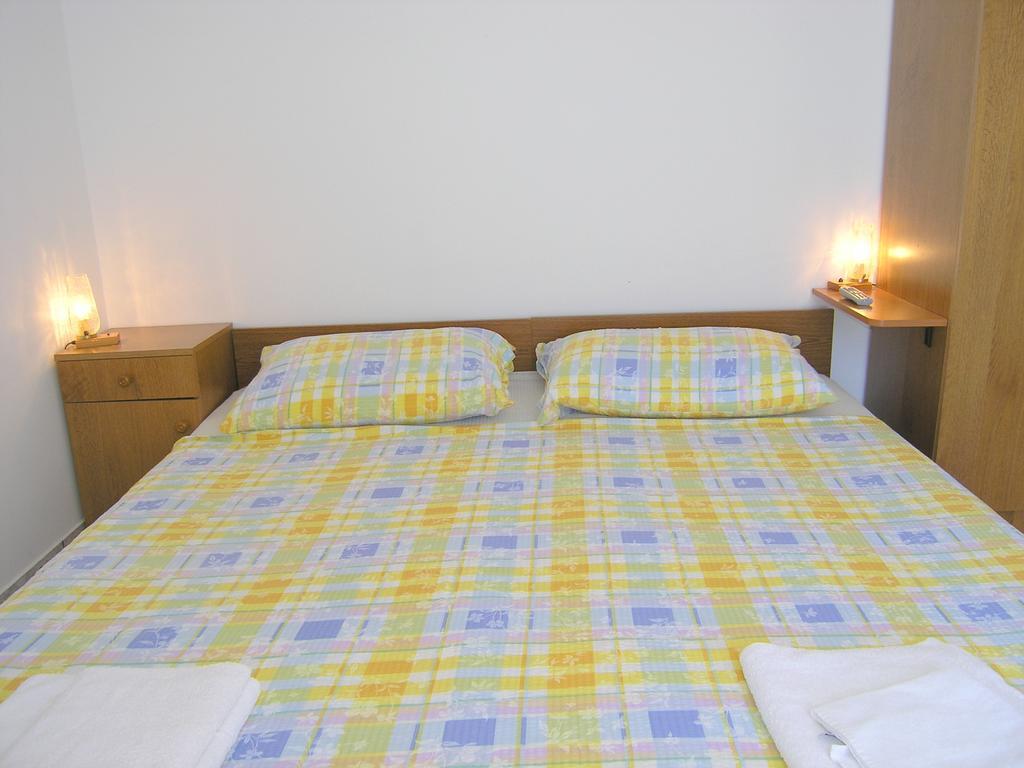 Apartments Murgic Krk Town Luaran gambar