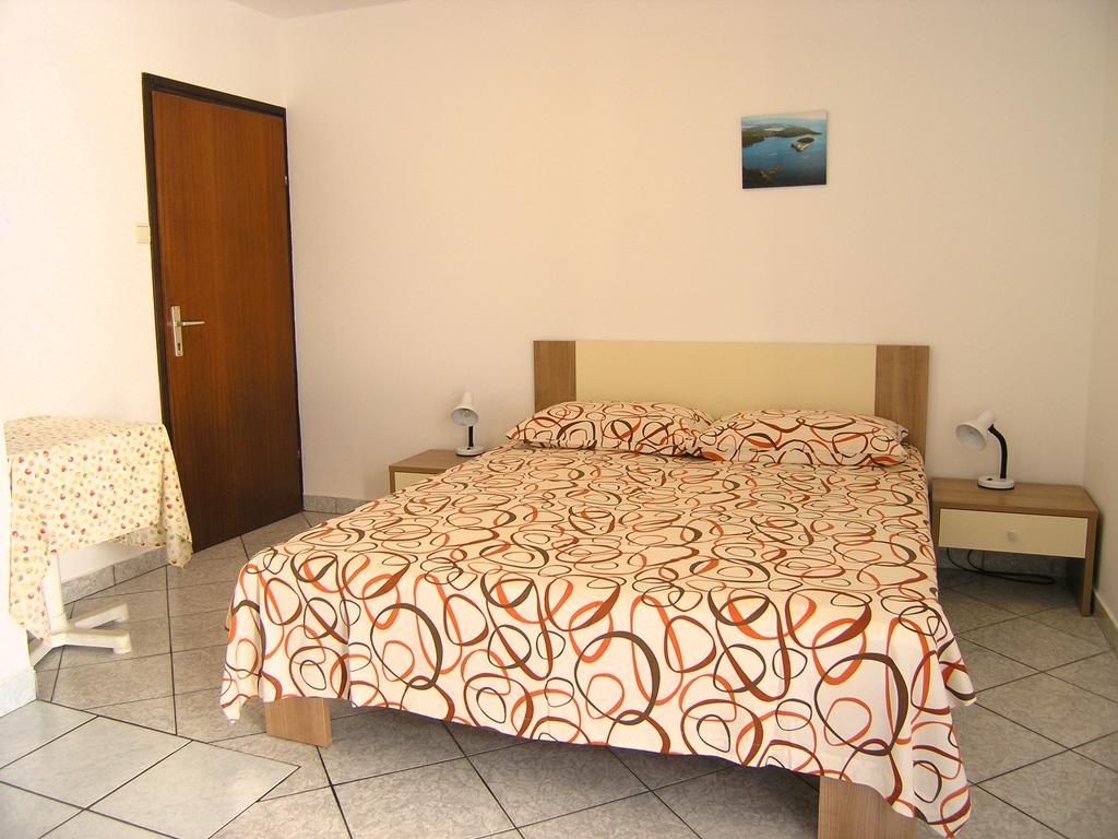 Apartments Murgic Krk Town Luaran gambar